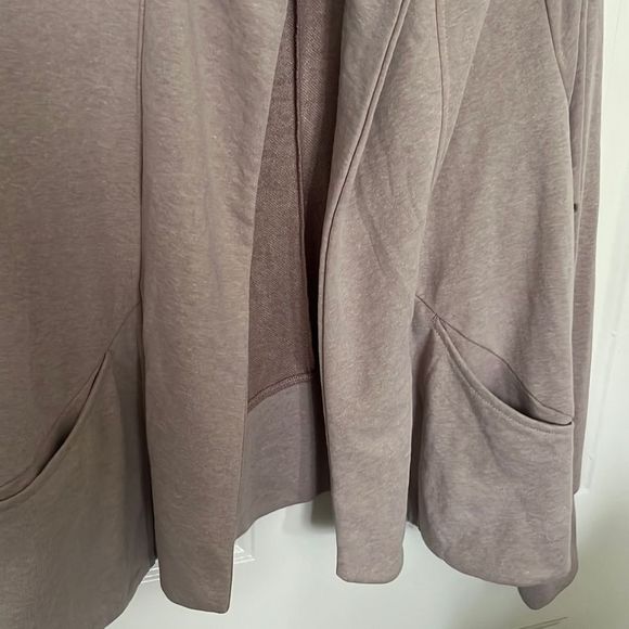 Harmony and Balance Yoga Sweater - Picture 2 of 9